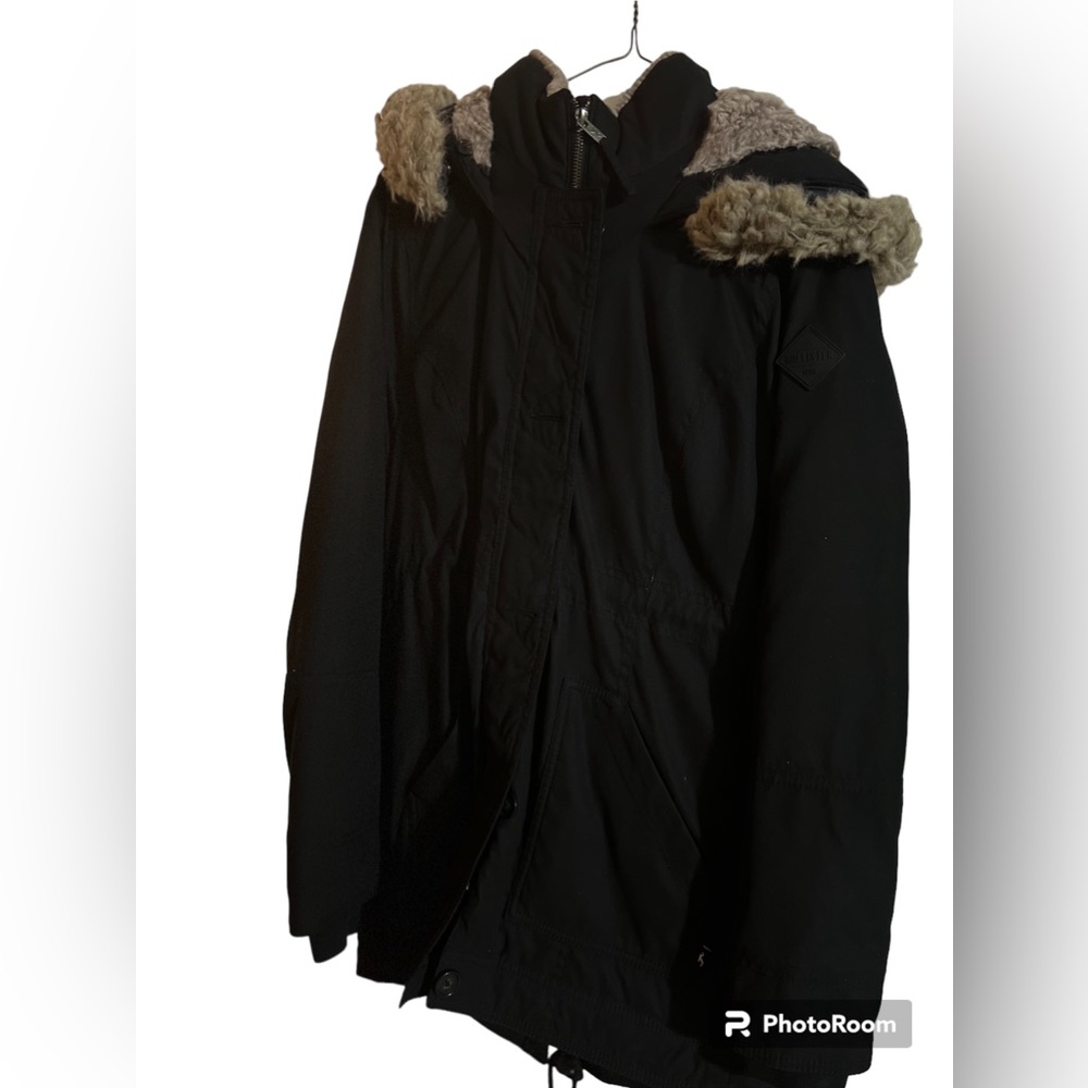 HOLLISTER FUR JACKET